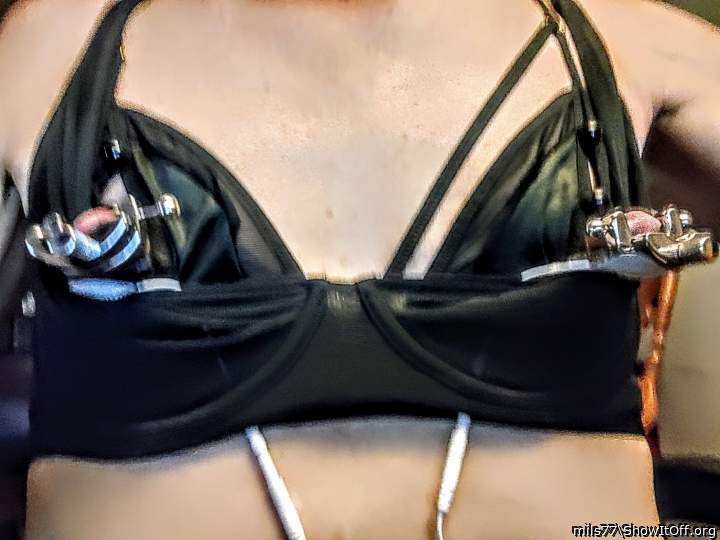 Adult image from mils77