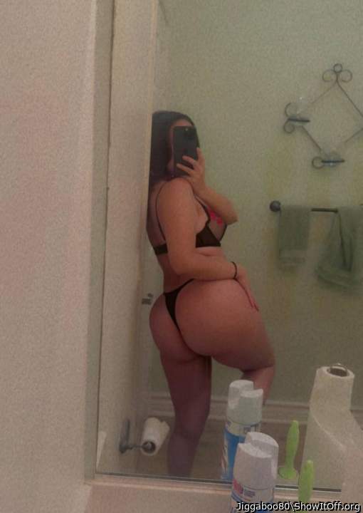 Adult image from Jiggaboo80