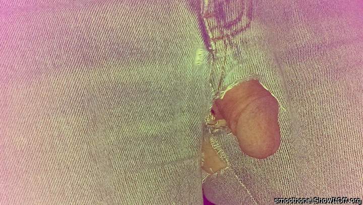 very sexy cockhead - I want to kiss, lick and maybe even suc