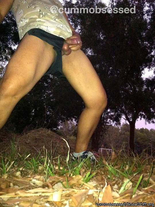 Adult image from cummobsessed
