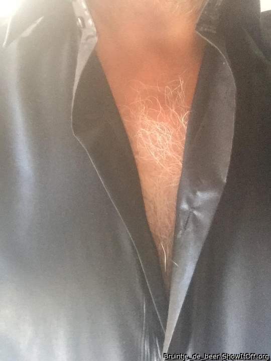 Adult image from bruintje_de_beer