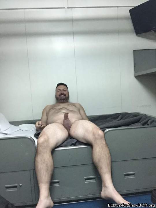 mmmm lie back and I'll take care of business  