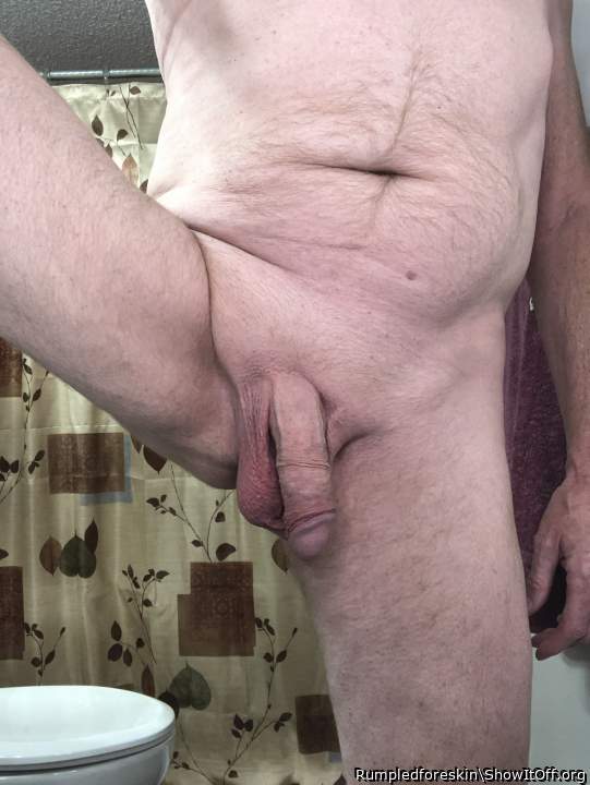 Adult image from Rumpledforeskin