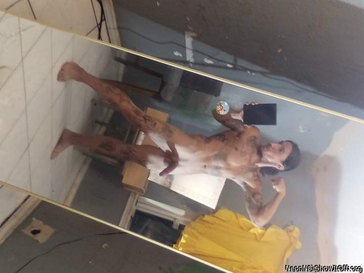 Adult image from NeonN8