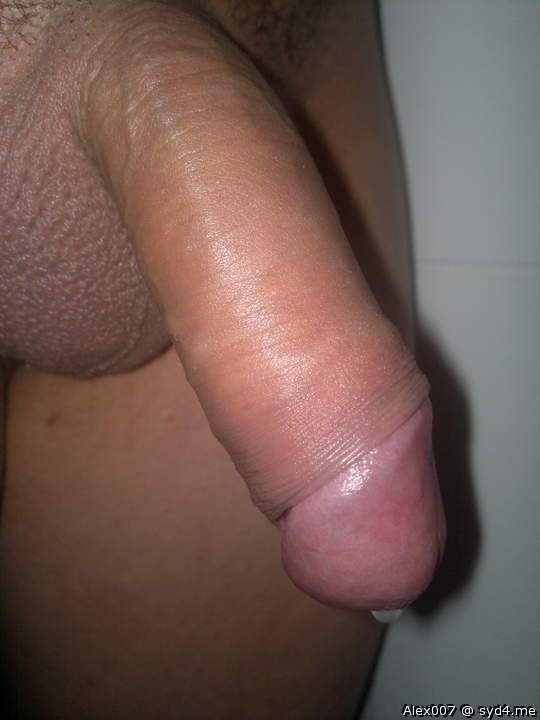 Adult image from Alex007