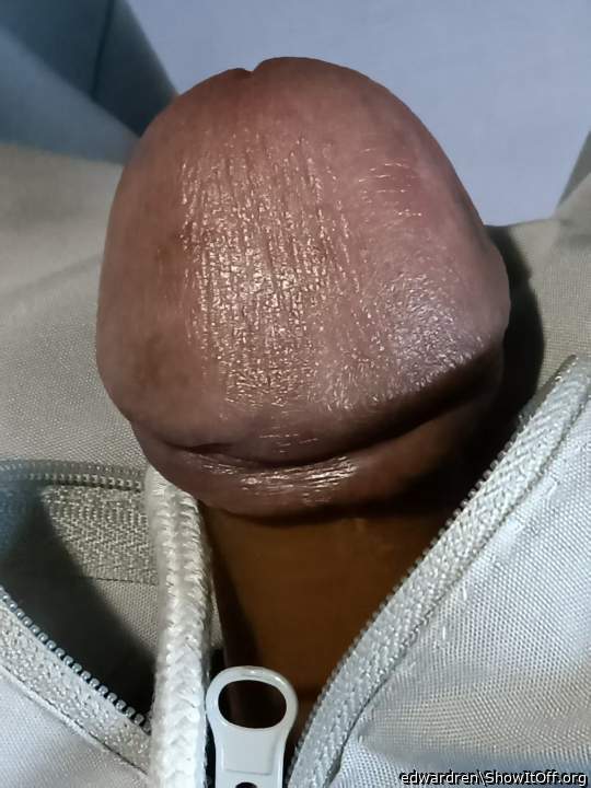 Adult image from edwardren