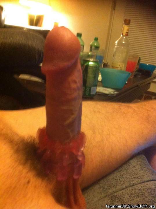 Adult image from tsrunner88