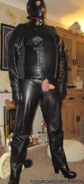 Adult image from leatherman1963