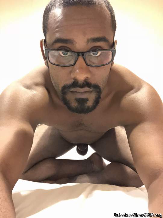 You�re a very hot sexy guy who I�d love to kiss the face off