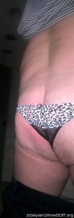 Adult image from zizelyian