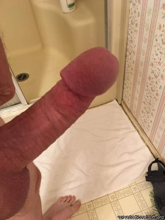 Adult image from Curvedc