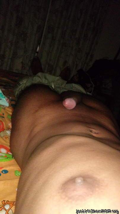 I dream od sucking your nipples 🥰