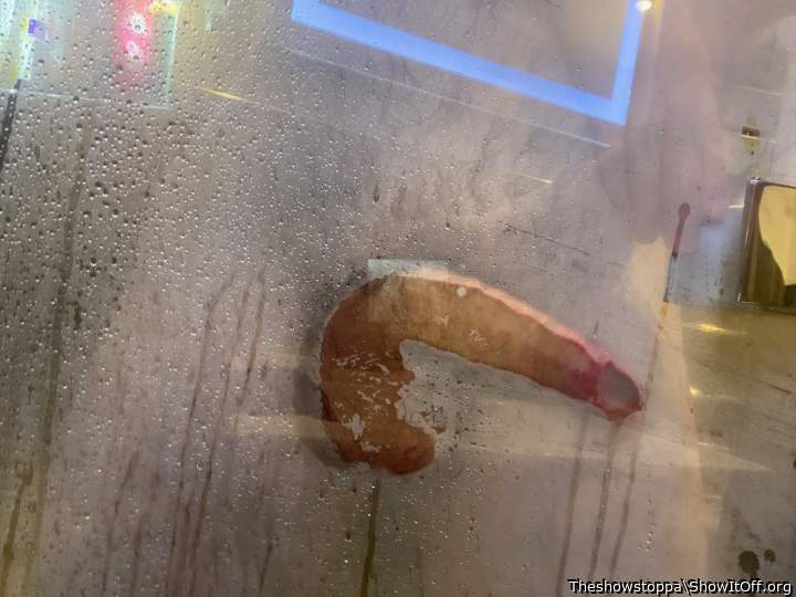 Adult image from Theshowstoppa