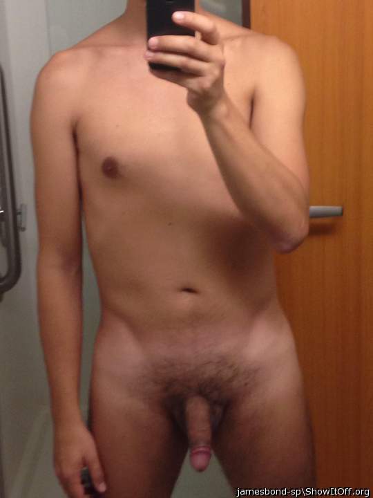 Adult image from jamesbond-sp