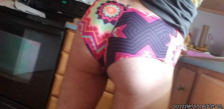 Adult image from Sizzzzler