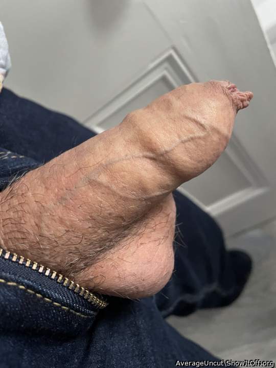 Adult image from AverageUncut