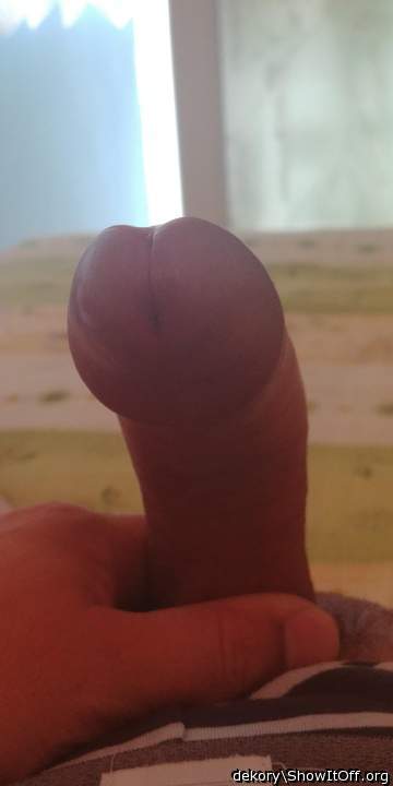Adult image from dekory