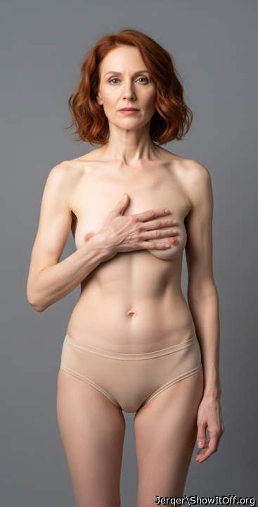 Wow 🤩 
Who�s that  
Super sexy   
