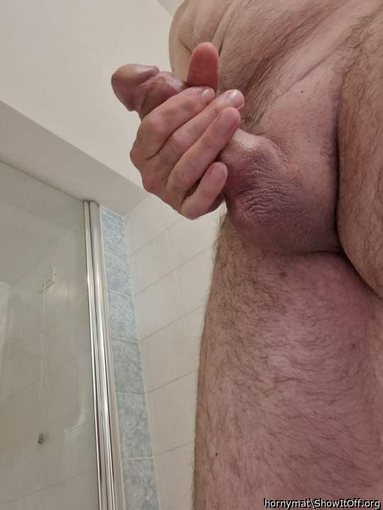 Adult image from hornymat