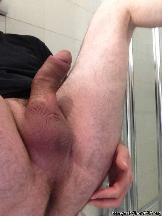 Adult image from hornymat