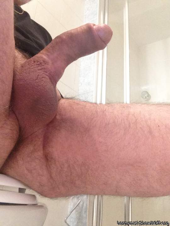Adult image from hornymat
