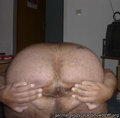 Adult image from germanpiggycock
