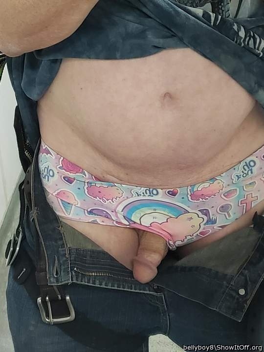 Lovely Girly smooth skinned Marcus.