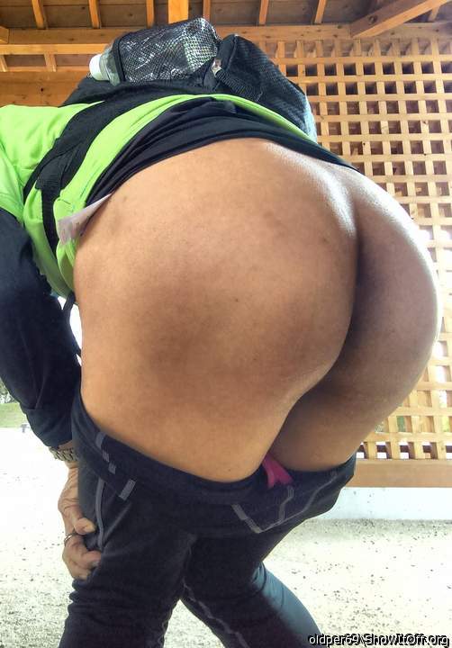 Adult image from oldper69