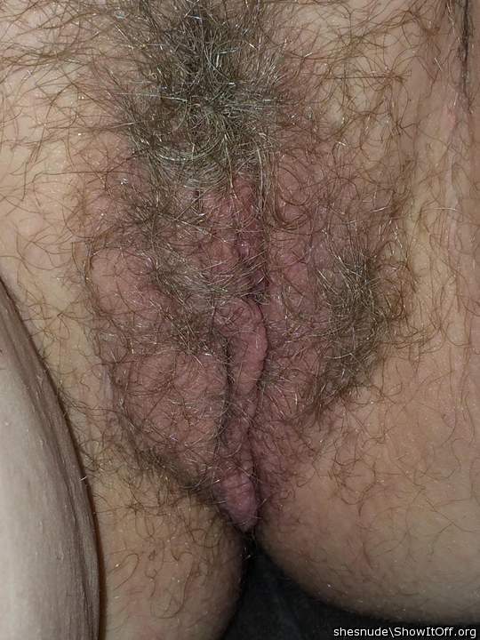 Nice pussy, love all the hair 