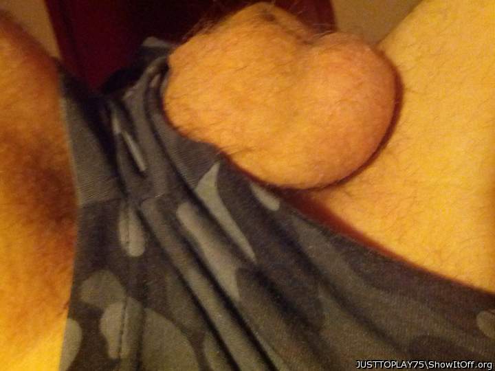 Adult image from JUSTTOPLAY75