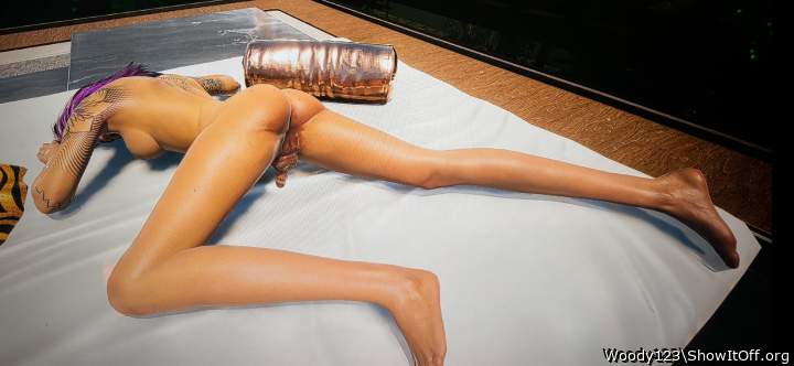 Adult image from Woody123
