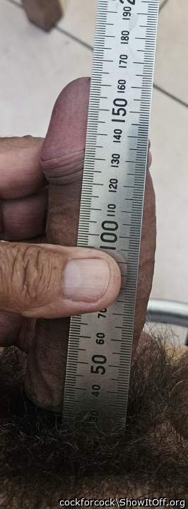 D�ont werry about the size�your cock looks verry sexy�