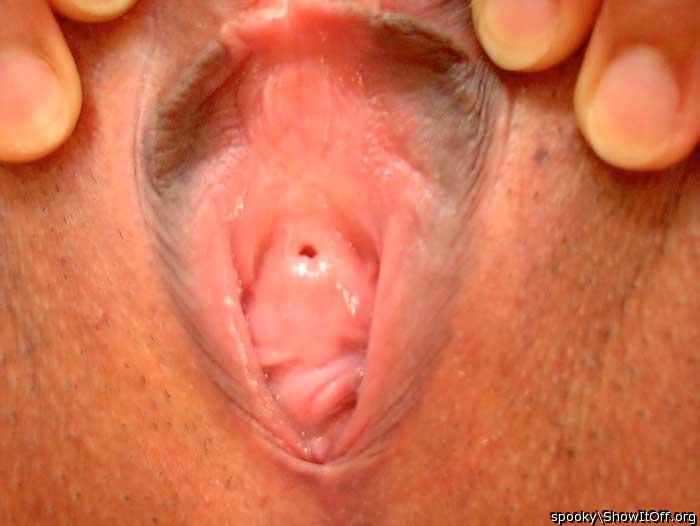 Teri's Cunt Pulled Wide Open