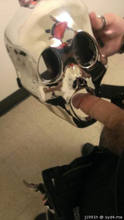 Adult image from J1991h