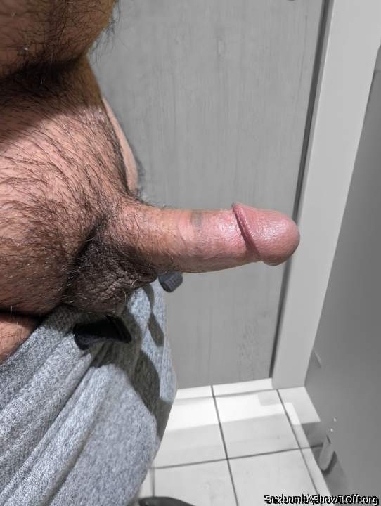  Nice cock! please add me for your friend, thank you.