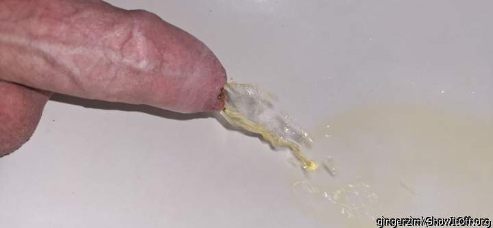 Mmmmm,love to drink your pee...   