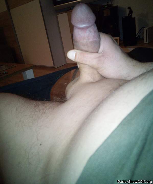  WAHNSINN so dick und beschnitten, hab ne lange dicke Vorhau