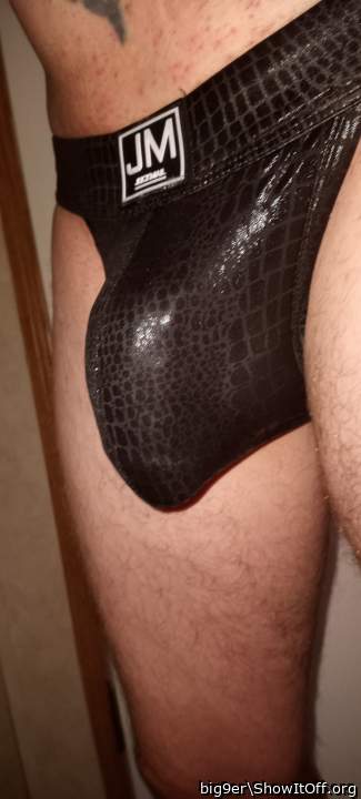 Adult image from big9er