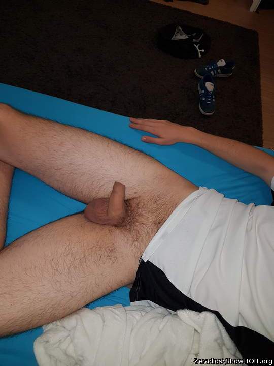 Adult image from Zeradios