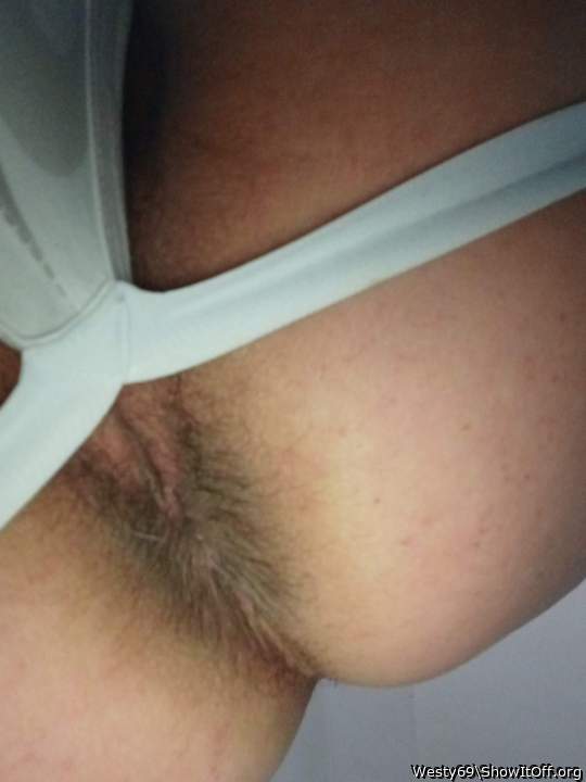 Wow I love to let ur throbbing cock deep sexy 