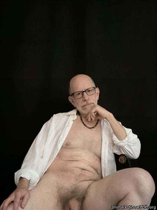 You are a beautiful sexy Man. Feels so good strokin 2 u