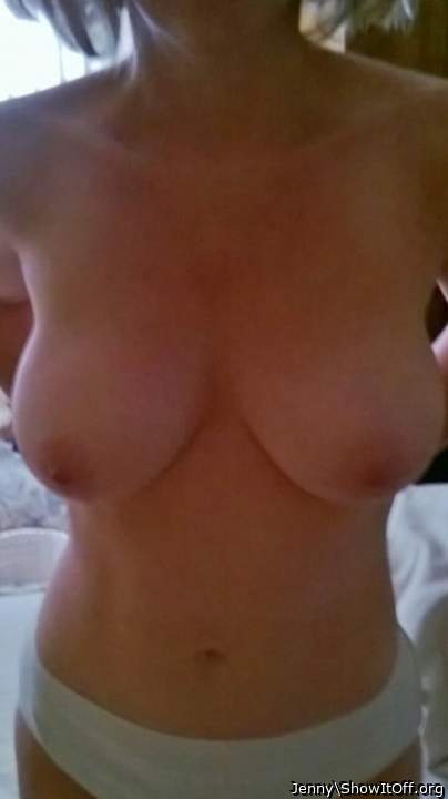 Beautiful 😍 boobs and nipples 😋