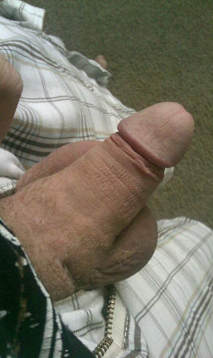 Adult image from MRDICK69