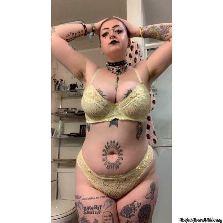 Adult image from Skyls