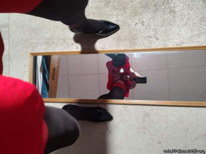 Adult image from mils77