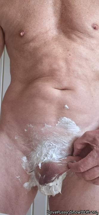 Adult image from IlovePussy