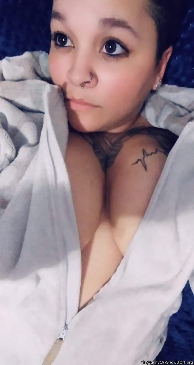 Adult image from shybunny19