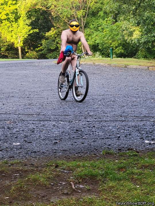 Yes, do more outdoor pics.
