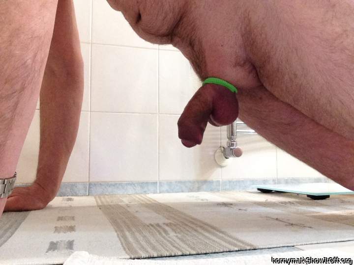 Adult image from hornymat