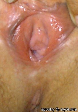 Tania's cum ozzing cunt